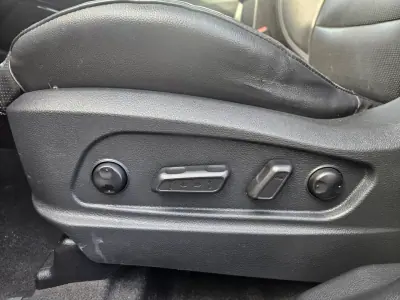Kia Carens 2018 - 17500 EUR, 138200 km - AUTO.MOTO.pt - 138200km - foto 15 de 63