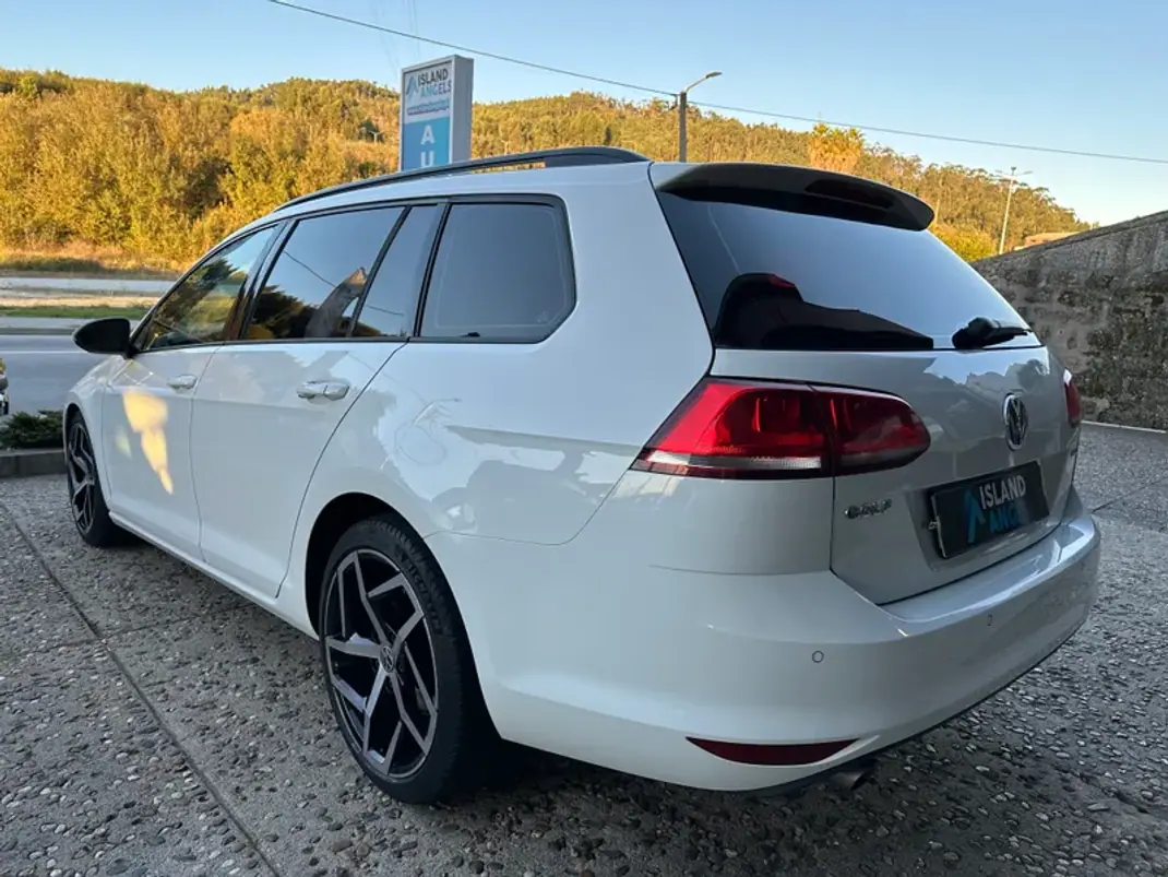 Volkswagen Golf Variant 2015 - 14000 EUR, 161500 km - AUTO.MOTO.pt - 161500km - foto 10 de 55