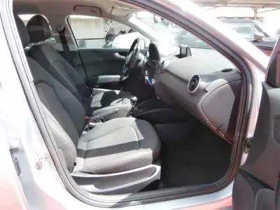 Audi A1 2016 - 12500 EUR, 191278 km - AUTO.MOTO.pt - 191278km - foto 26 de 31