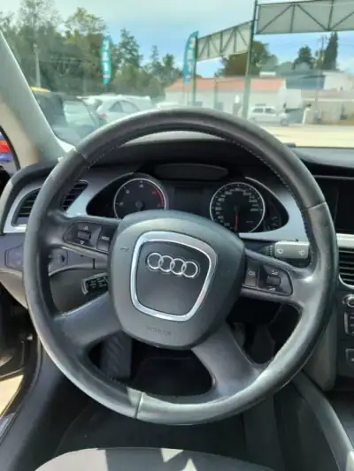 Audi A4 2008 - 7980 EUR, 347650 km - AUTO.MOTO.pt - 347650km - foto 7 de 15