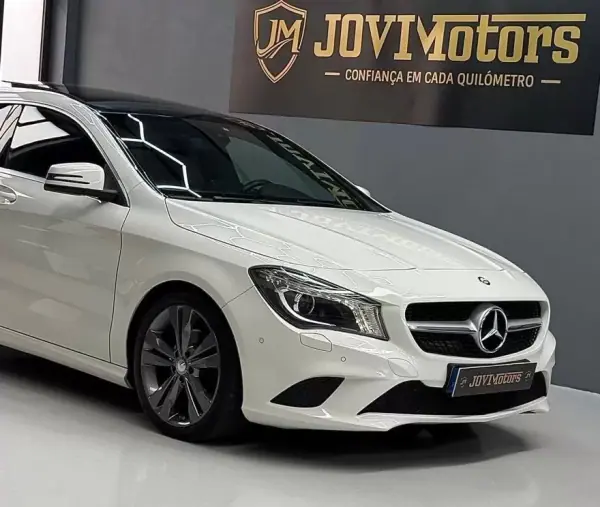 Mercedes-Benz CLA 180 2016 - 15850 EUR, 146212 km - AUTO.MOTO.pt - 146212km - foto 3 de 31
