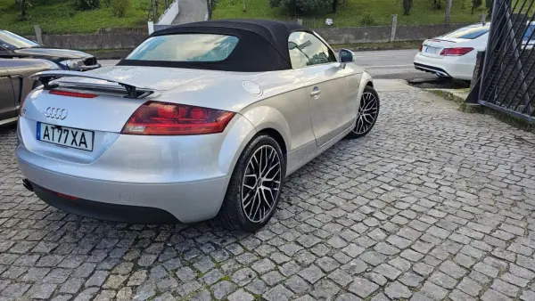 Audi TT Roadster 2007 - 14900 EUR, 151194 km - 151194km - foto 13 de 51