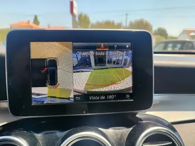 Mercedes-Benz GLC 250 2018 - 43900 EUR, 83000 km - AUTO.MOTO.pt - 83000km - foto 26 de 29