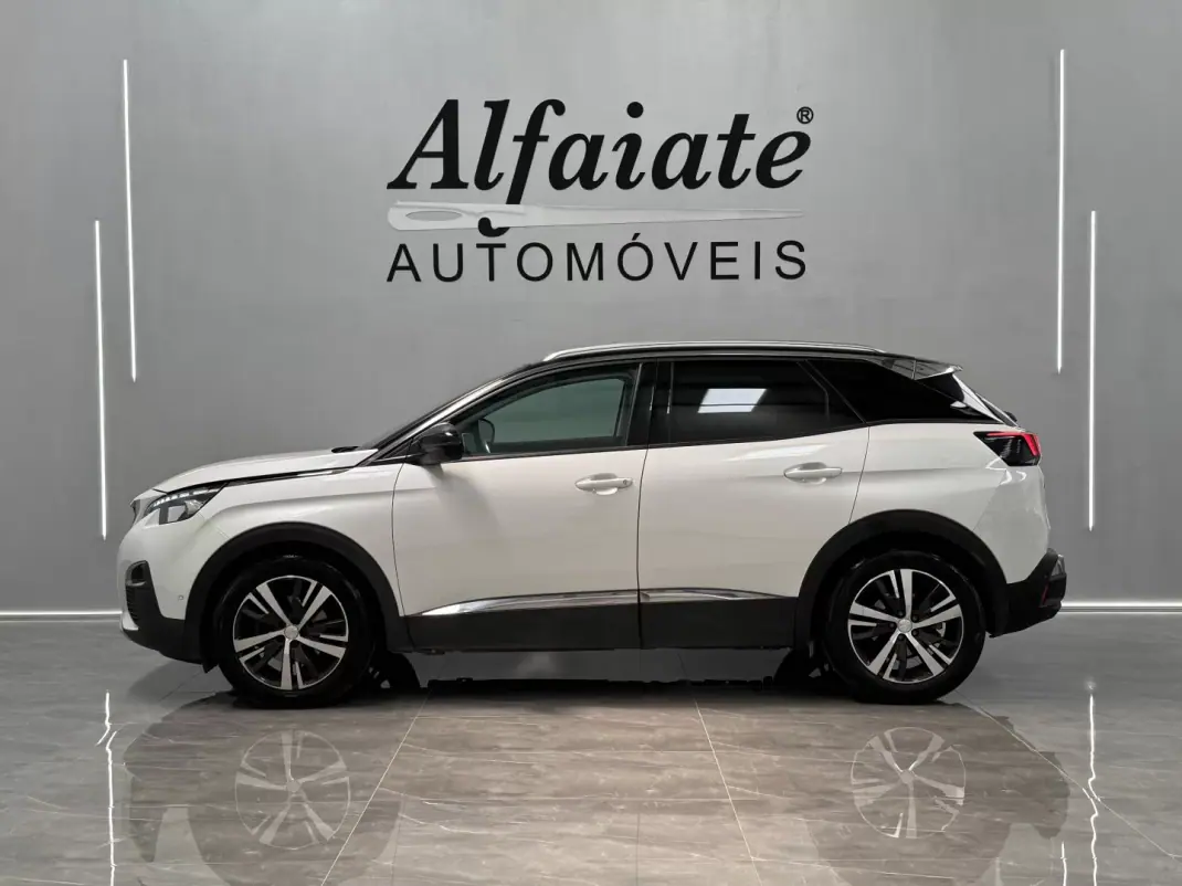 Peugeot 3008 2019 - 17490 EUR, 92000 km - AUTO.MOTO.pt - 92000km - foto 16 de 22