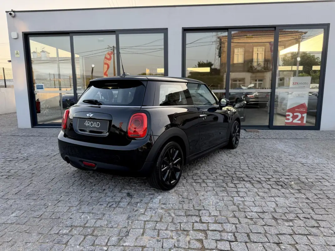 MINI One 2016 - 11900 EUR, 133000 km - 133000km - foto 26 de 86