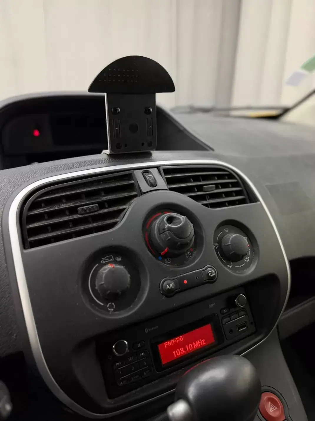Renault Kangoo 2018 - 9500 EUR, 52400 km - 52400km - foto 15 de 18