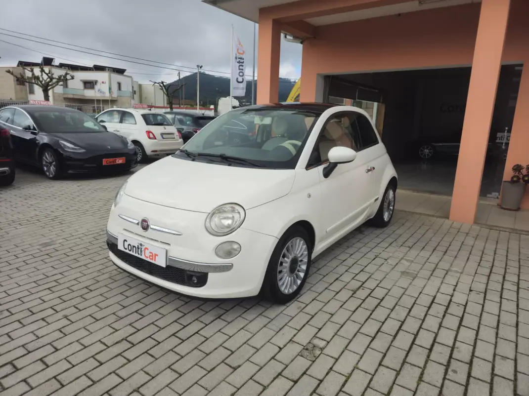 Fiat 500 2011 - 6500 EUR, 153000 km - AUTO.MOTO.pt - 153000km - foto 3 de 12