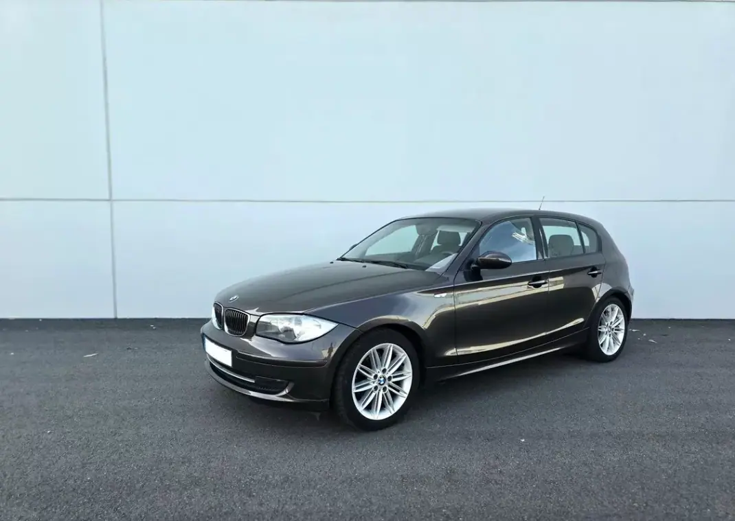 BMW 118 2008 - 6750 EUR, 226114 km - AUTO.MOTO.pt - 226114km - foto 1 de 19