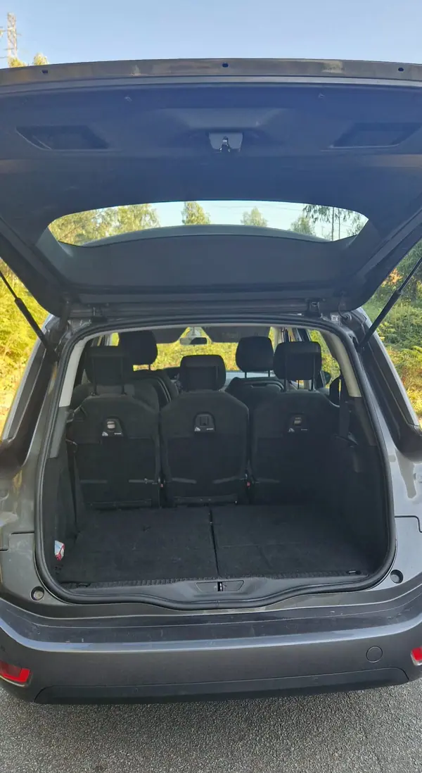 Citroën Grand C4 Spacetourer 2019 - 11000 EUR, 211100 km - AUTO.MOTO.pt - 211100km - foto 8 de 13
