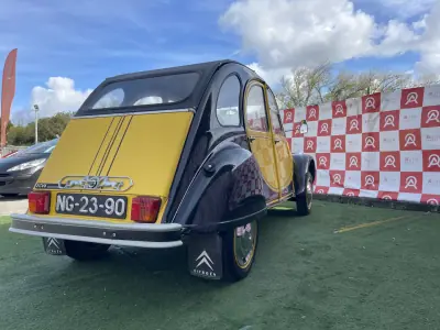 Citroën 2CV 1983 - 9990 EUR, 42494 km - AUTO.MOTO.pt - 42494km - foto 3 de 15