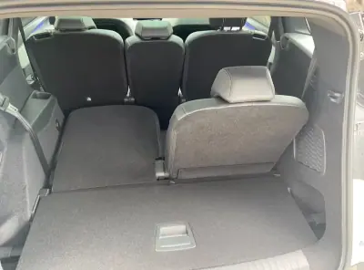Peugeot E-5008 2024 - 40000 EUR, 12000 km - AUTO.MOTO.pt - 12000km - foto 14 de 14