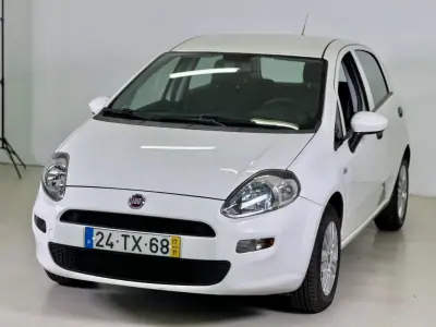 Fiat Punto 2017 - 7950 EUR, 77357 km - AUTO.MOTO.pt - 77357km - foto 3 de 31