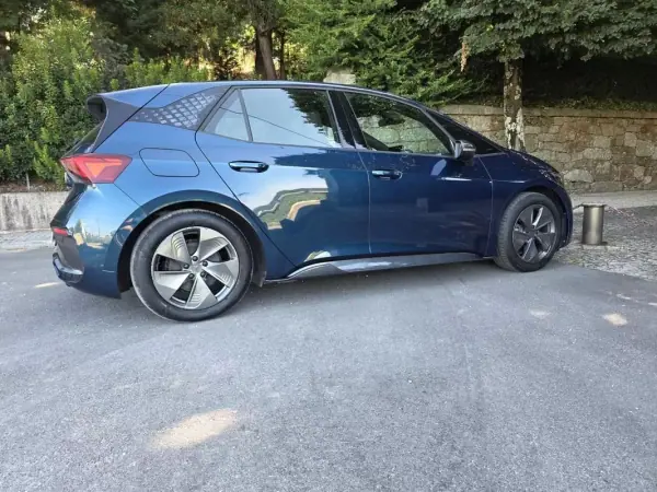 Cupra Born 2022 - 24499 EUR, 88036 km - AUTO.MOTO.pt - 88036km - foto 28 de 53