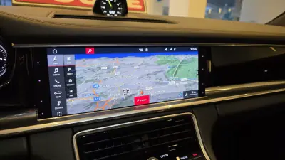 Porsche Panamera 2020 - 84500 EUR, 42501 km - AUTO.MOTO.pt - 42501km - foto 40 de 51