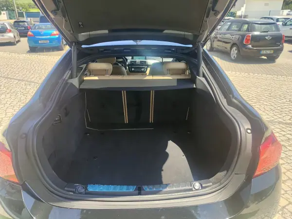 BMW 420 Gran Coupé 2018 - 22900 EUR, 247000 km - AUTO.MOTO.pt - 247000km - foto 16 de 26