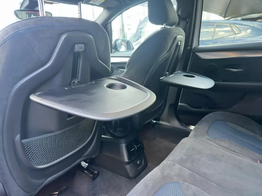 BMW 218 Active Tourer 2015 - 18900 EUR, 130000 km - AUTO.MOTO.pt - 130000km - foto 23 de 25