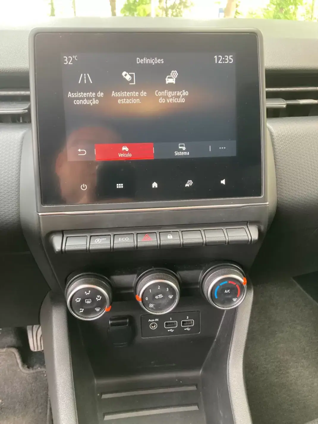 Renault Clio 2020 - 13890 EUR, 145621 km - AUTO.MOTO.pt - 145621km - foto 12 de 20