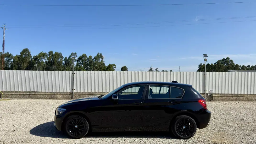 BMW 116 2013 - 13600 EUR, 239000 km - AUTO.MOTO.pt - 239000km - foto 6 de 13
