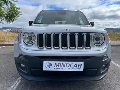 Jeep Renegade 2018 - 18980 EUR, 112000 km - AUTO.MOTO.pt - 112000km - foto 3 de 22