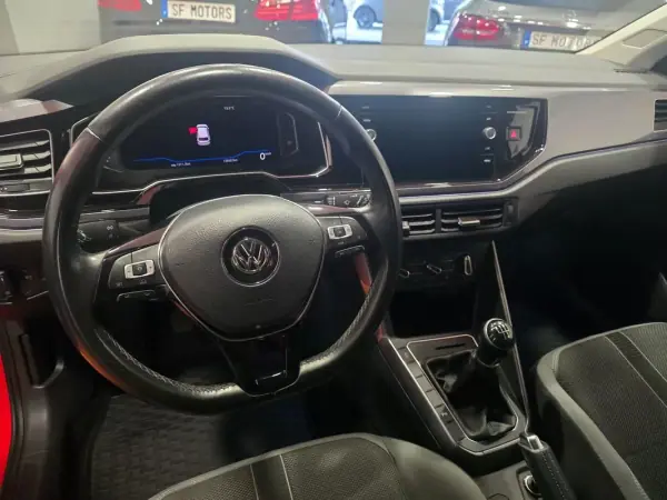Volkswagen Polo 2018 - 14480 EUR, 138507 km - AUTO.MOTO.pt - 138507km - foto 19 de 45
