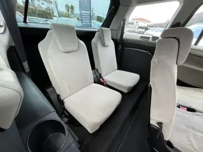 Citroën C4 Grand Picasso 2007 - 5500 EUR, 269000 km - AUTO.MOTO.pt - 269000km - foto 12 de 25