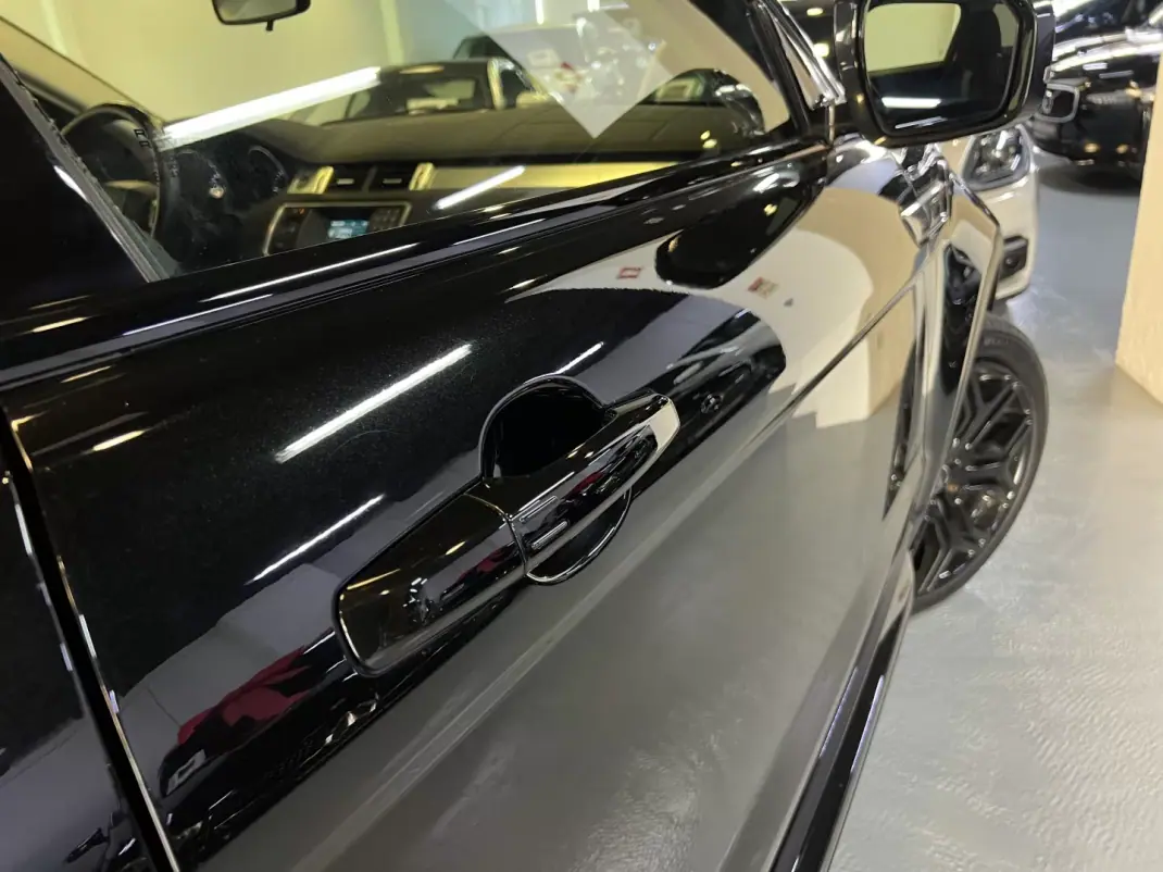 Land Rover Range Rover Evoque 2012 - 17990 EUR, 235000 km - 235000km - foto 26 de 51