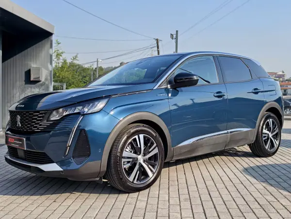Peugeot 3008 1.6 Hybrid 225 Allure e-EAT8 2022 Híbrido (Gasolina)