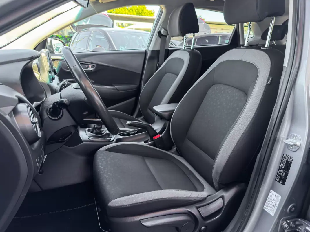 Hyundai Kauai 2018 - 13850 EUR, 71941 km - 71941km - foto 12 de 19