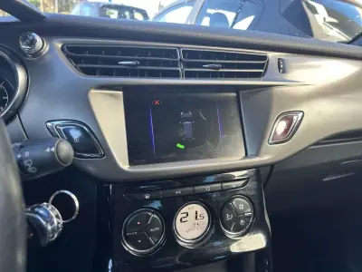 DS DS3 2017 - 13500 EUR, 140650 km - AUTO.MOTO.pt - 140650km - foto 14 de 18