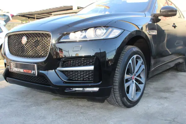 Jaguar F-Pace 2016 - 25900 EUR, 176000 km - AUTO.MOTO.pt - 176000km - foto 25 de 25