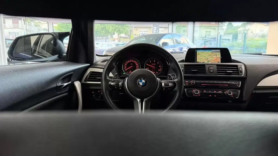 BMW 116 2016 - 13490 EUR, 184000 km - AUTO.MOTO.pt - 184000km - foto 16 de 31