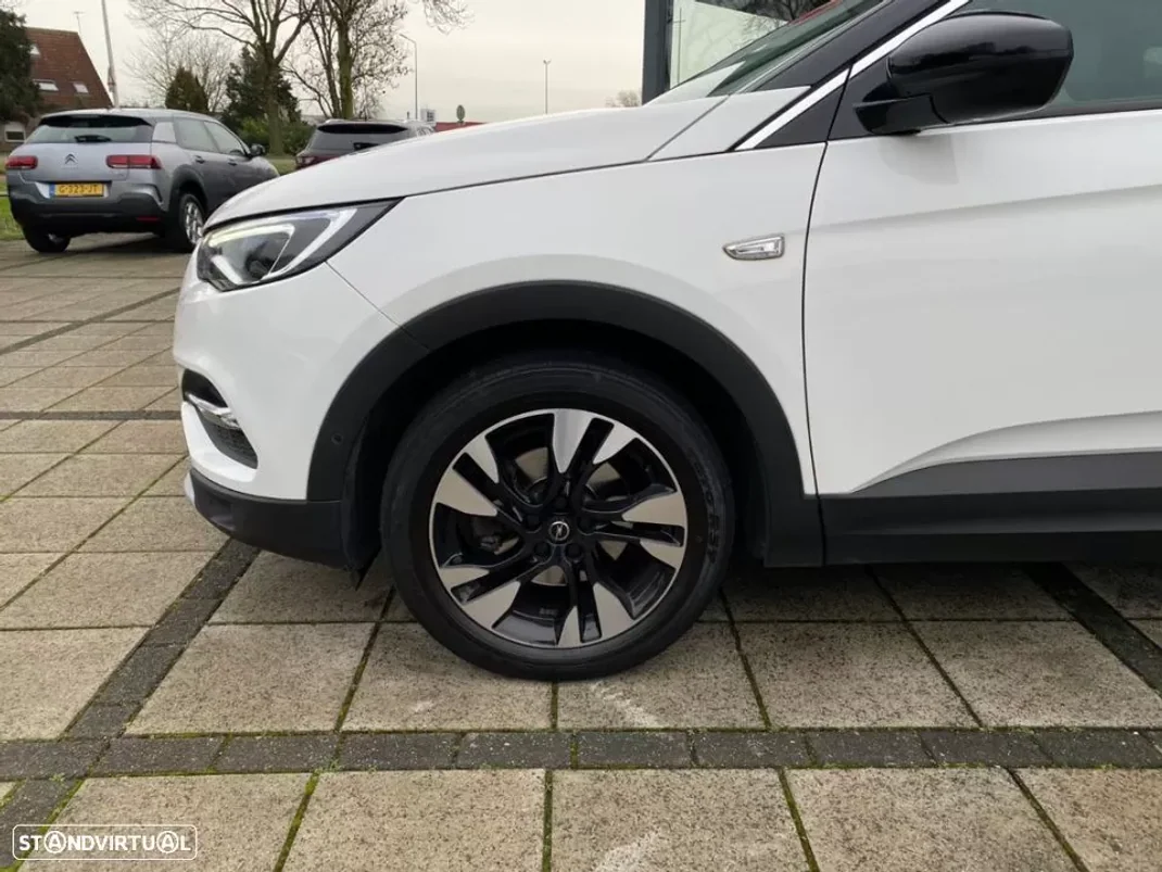 Opel Grandland X 2019 - 21750 EUR, 156000 km - AUTO.MOTO.pt - 156000km - foto 8 de 26