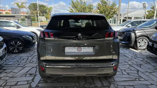Peugeot 3008 2019 - 17980 EUR, 80200 km - AUTO.MOTO.pt - 80200km - foto 6 de 25