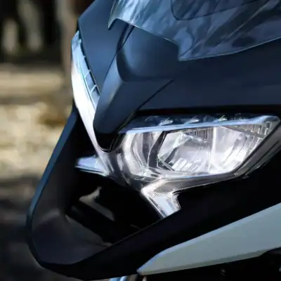 Honda VFR 1200X DCT 2015 - 8750 EUR, 74500 km - AUTO.MOTO.pt - 74500km - foto 2 de 12
