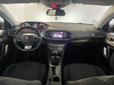 Peugeot 308 2020 - 9750 EUR, 112000 km - 112000km - foto 15 de 30