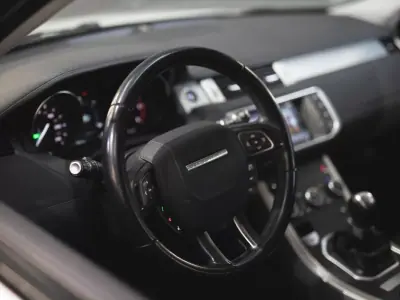 Land Rover Range Rover Evoque 2018 - 20990 EUR, 128931 km - AUTO.MOTO.pt - 128931km - foto 15 de 21