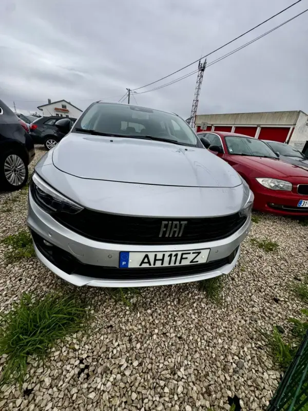 Fiat Tipo Station Wagon 2021 - 12499 EUR, 96300 km - AUTO.MOTO.pt - 96300km - foto 2 de 6