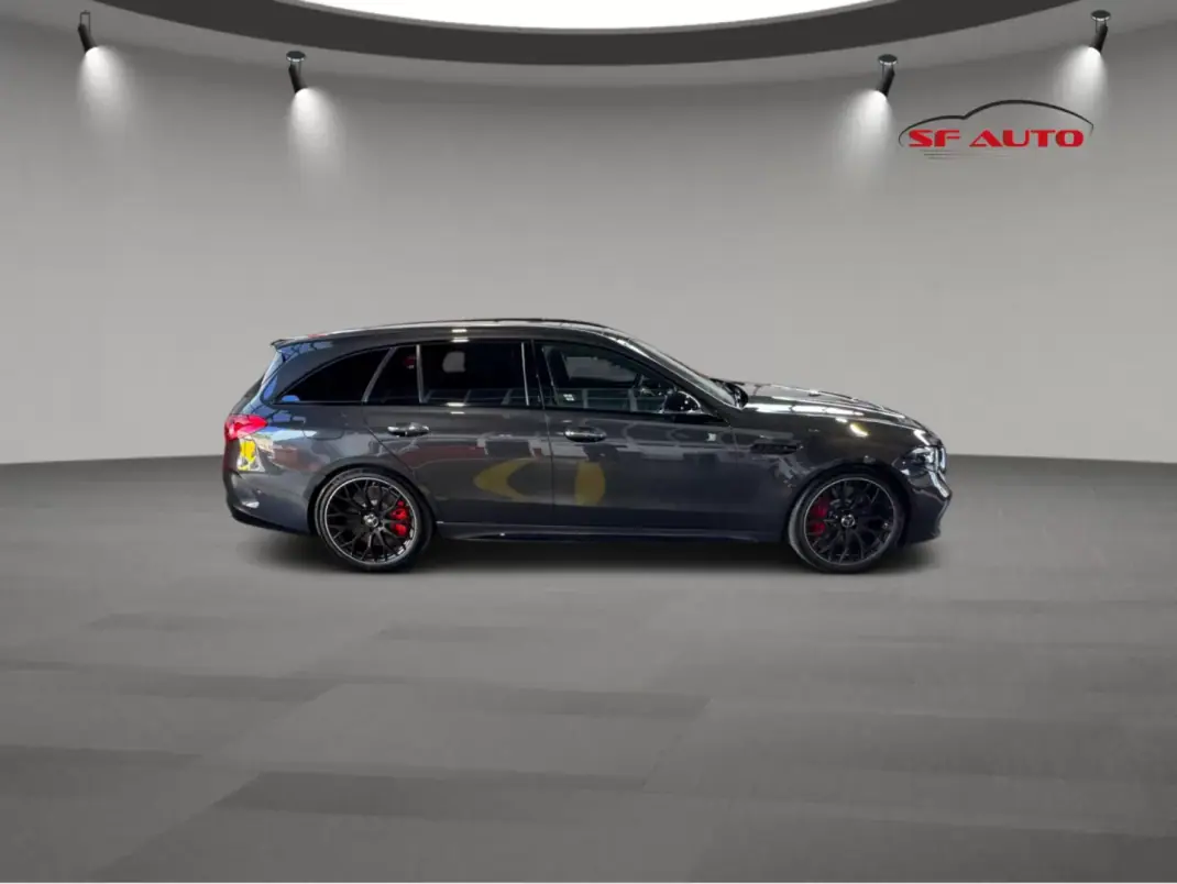 Mercedes-Benz C 63 AMG 2024 - 125000 EUR, 3456 km - AUTO.MOTO.pt - 3456km - foto 7 de 23