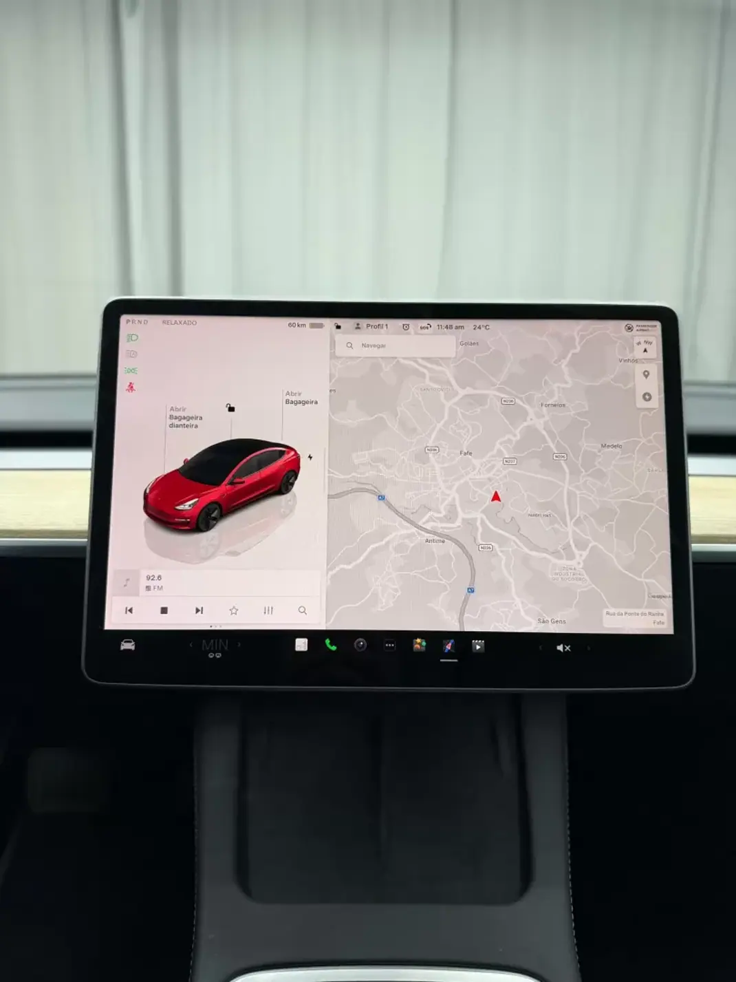 Tesla Model 3 2022 - 26999 EUR, 50900 km - AUTO.MOTO.pt - 50900km - foto 11 de 21