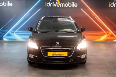Peugeot 508 SW 2011 - 7990 EUR, 272000 km - AUTO.MOTO.pt - 272000km - foto 6 de 19