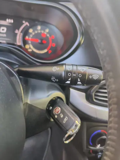 Fiat Tipo 2016 - 8480 EUR, 177150 km - AUTO.MOTO.pt - 177150km - foto 28 de 39