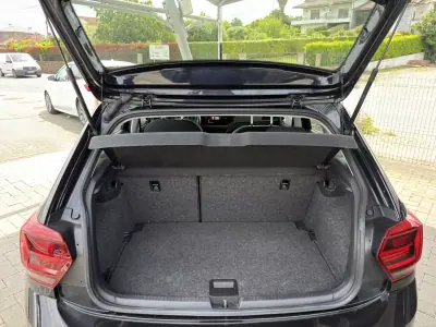 Volkswagen Polo 2019 - 12990 EUR, 62100 km - AUTO.MOTO.pt - 62100km - foto 18 de 18