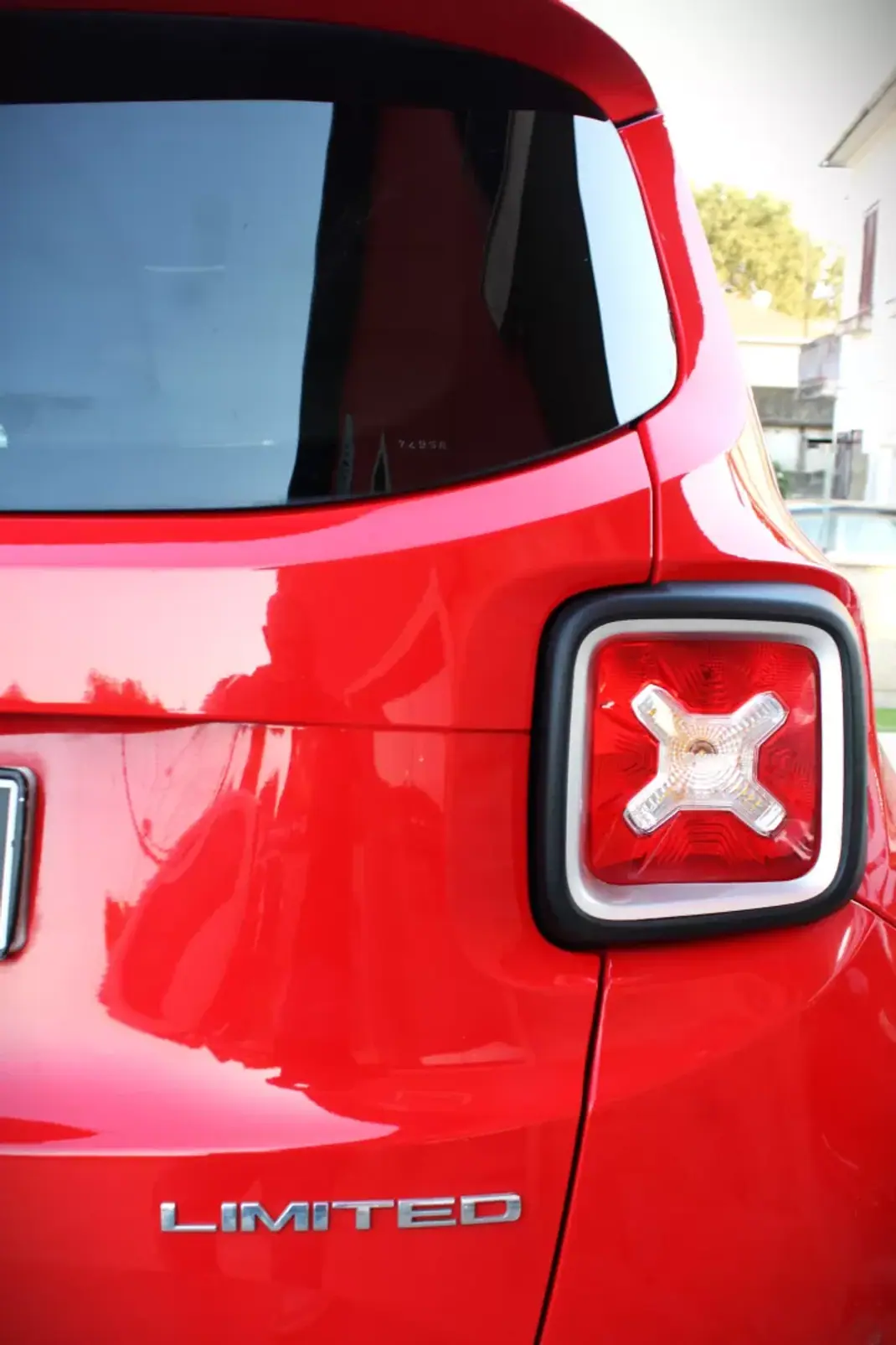 Jeep Renegade 2018 - 14990 EUR, 116000 km - AUTO.MOTO.pt - 116000km - foto 33 de 36