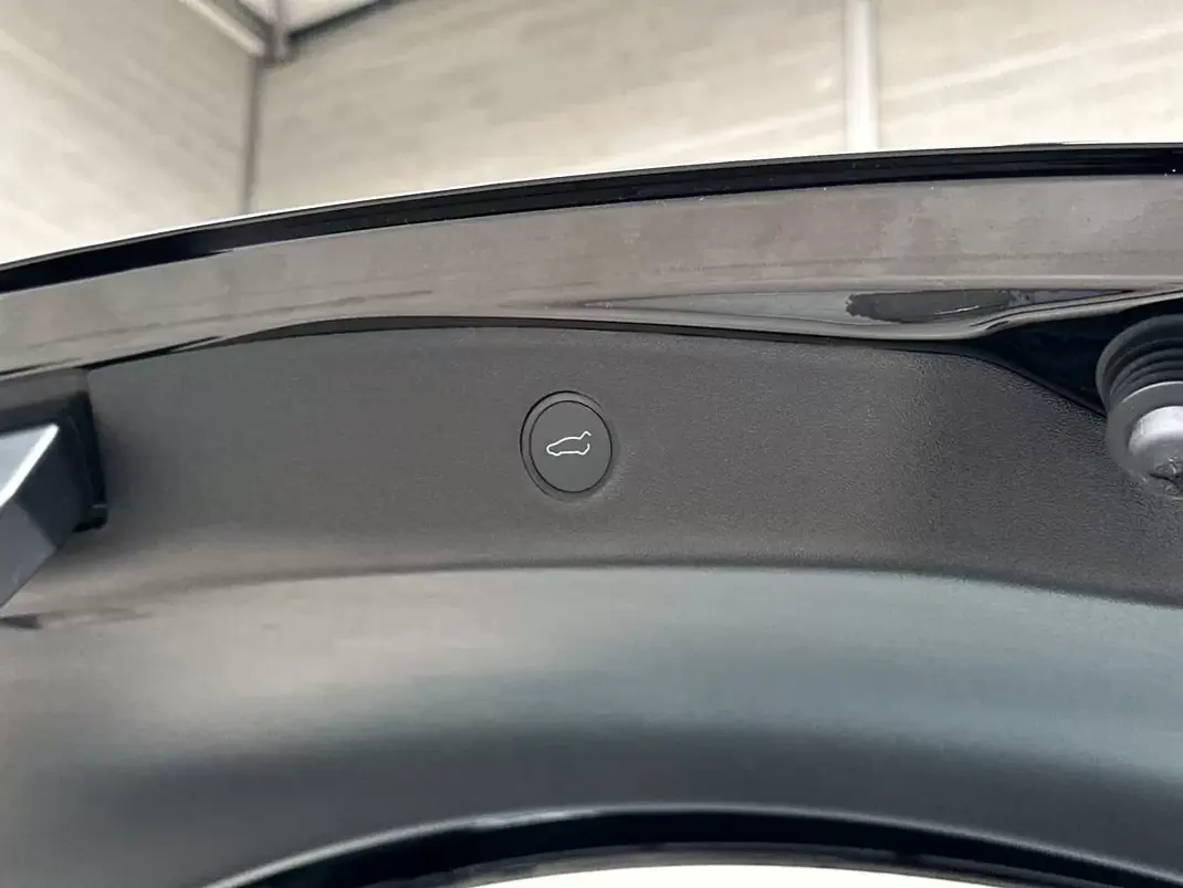 Tesla Model 3 2021 - 26450 EUR, 64959 km - AUTO.MOTO.pt - 64959km - foto 52 de 53