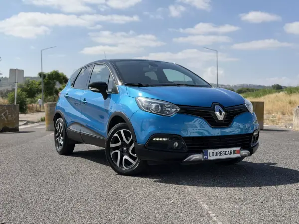 Renault Captur 2017 - 12995 EUR, 103000 km - AUTO.MOTO.pt - 103000km - foto 33 de 38