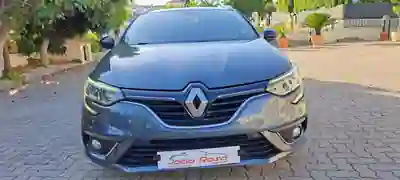 Renault Mégane Sport Tourer 2020 — foto 2 de 14
