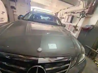 Mercedes-Benz E 200 2011 — foto 2 de 13