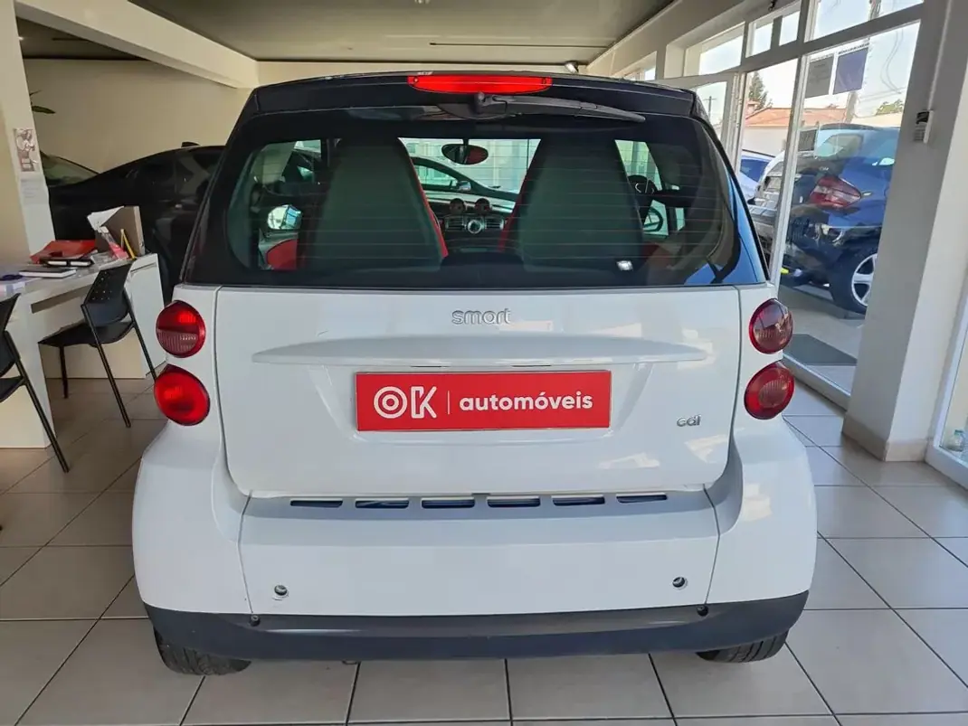 Smart ForTwo Coupé 2009 - 5250 EUR, 194000 km - AUTO.MOTO.pt - 194000km - foto 9 de 28