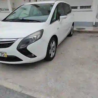 Opel Zafira 2016 - 14000 EUR, 96600 km - 96600km - foto 2 de 4