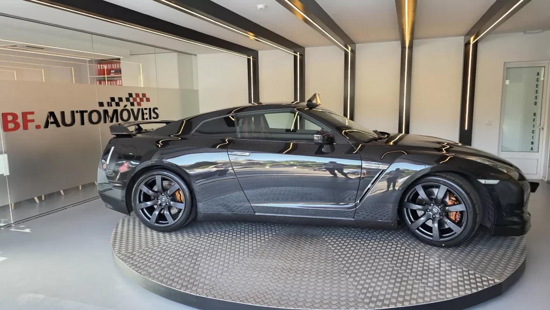 Nissan GT-R 2009 - 89500 EUR, 33009 km - 33009km - foto 8 de 65